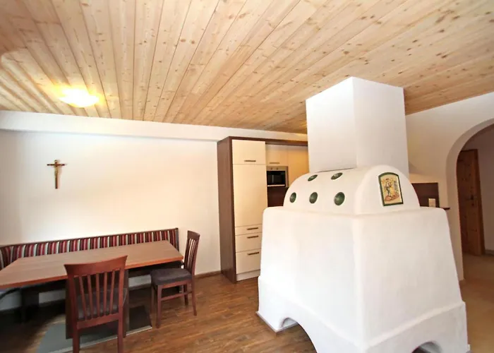 Sabine 2 - 2 Wald im Pinzgau